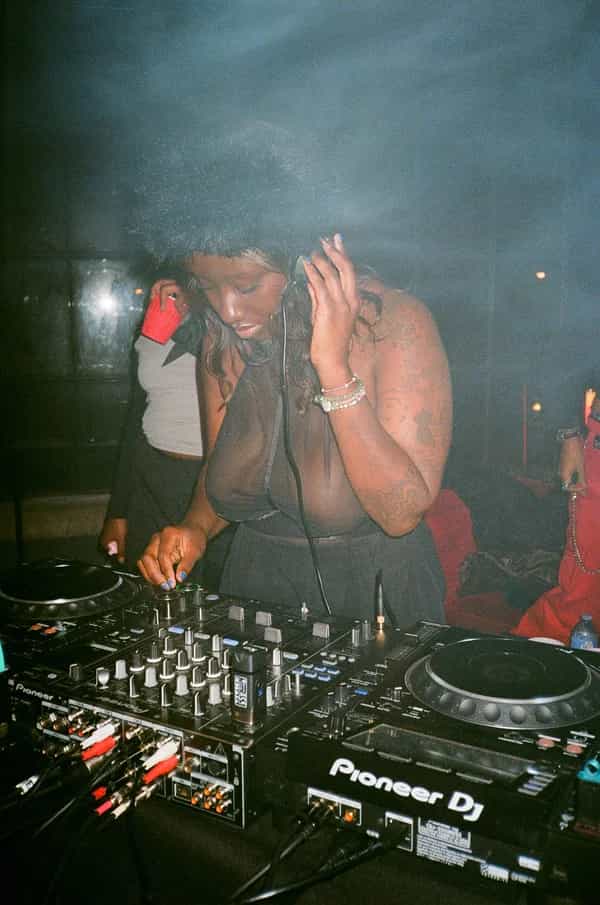 Heard Radio