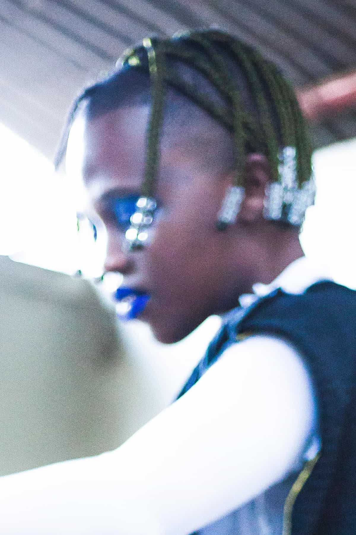 TSHAYA\NGOMA_