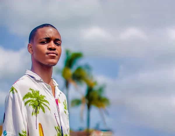 The Oroko Hour: Kiing Bhutie